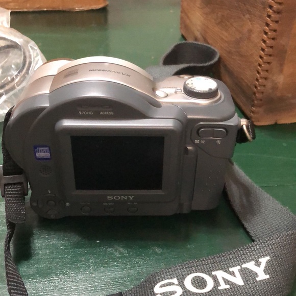 Sony MVC - CD 350 - Picture 13 of 15